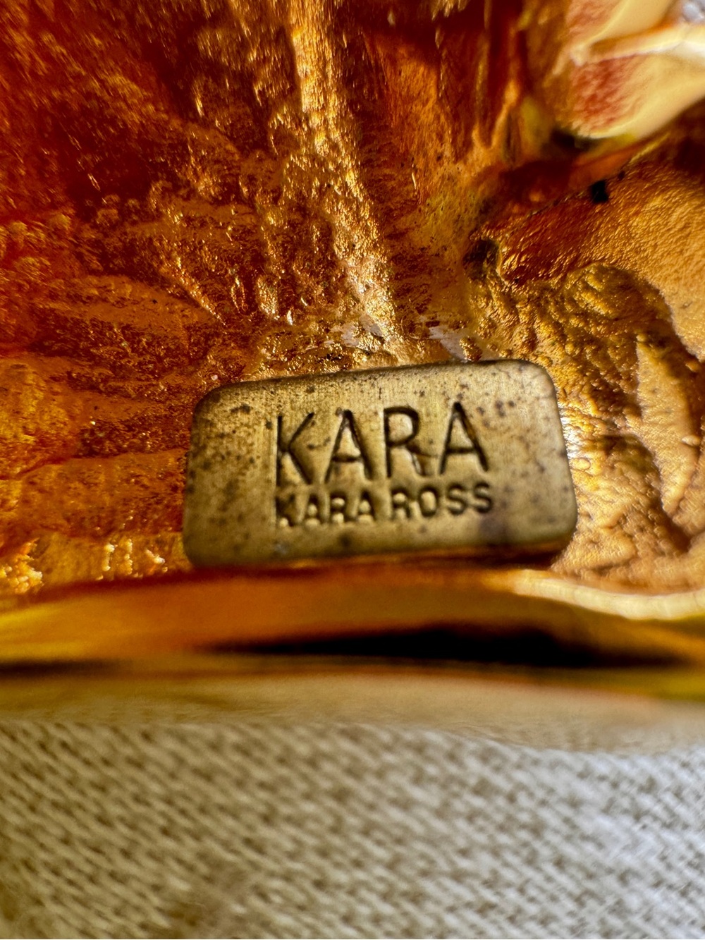 Vintage Textured Gold Cuff Bracelet - Picture 3 of 7